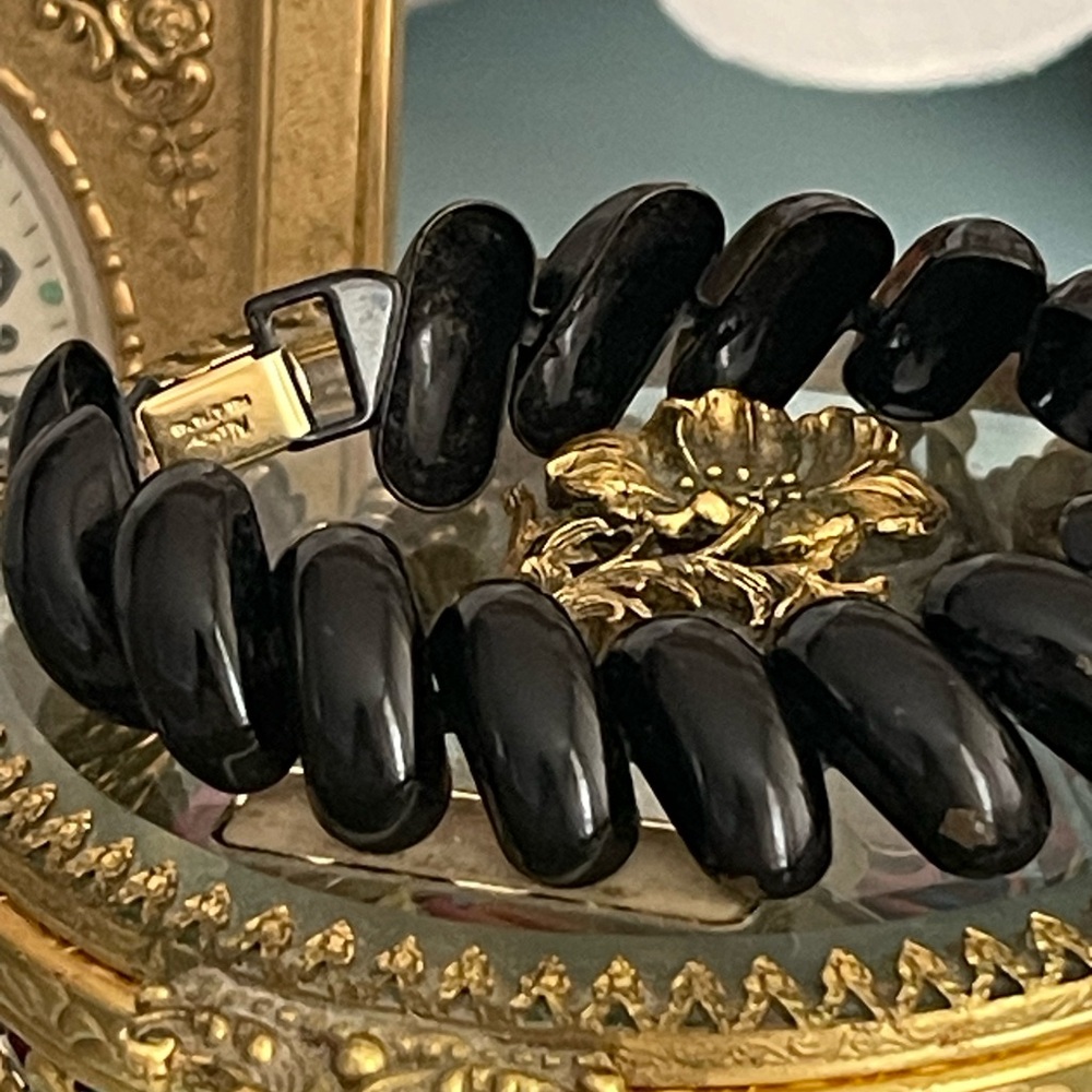 NAPIER BLACK METAL BRACELET